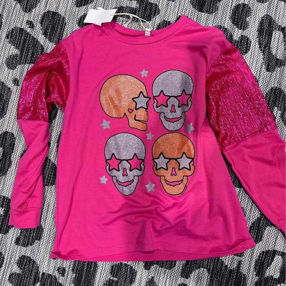 Vibrant Pink Skull Graphic Women's Sweater